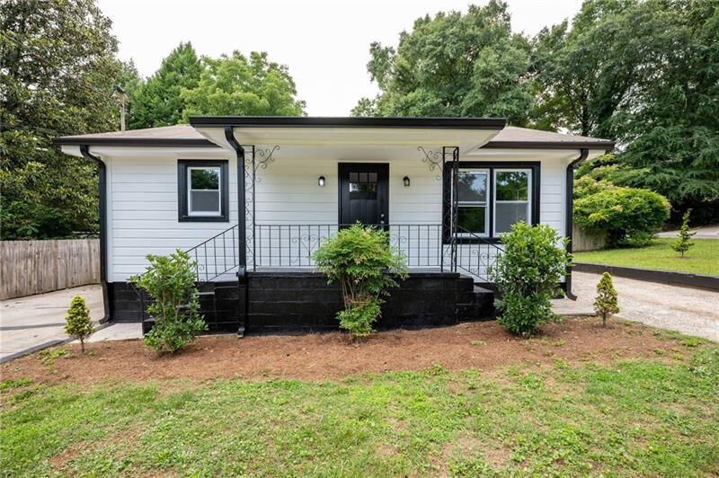 Property Photo:  310 Bonaire Street  GA 30120 