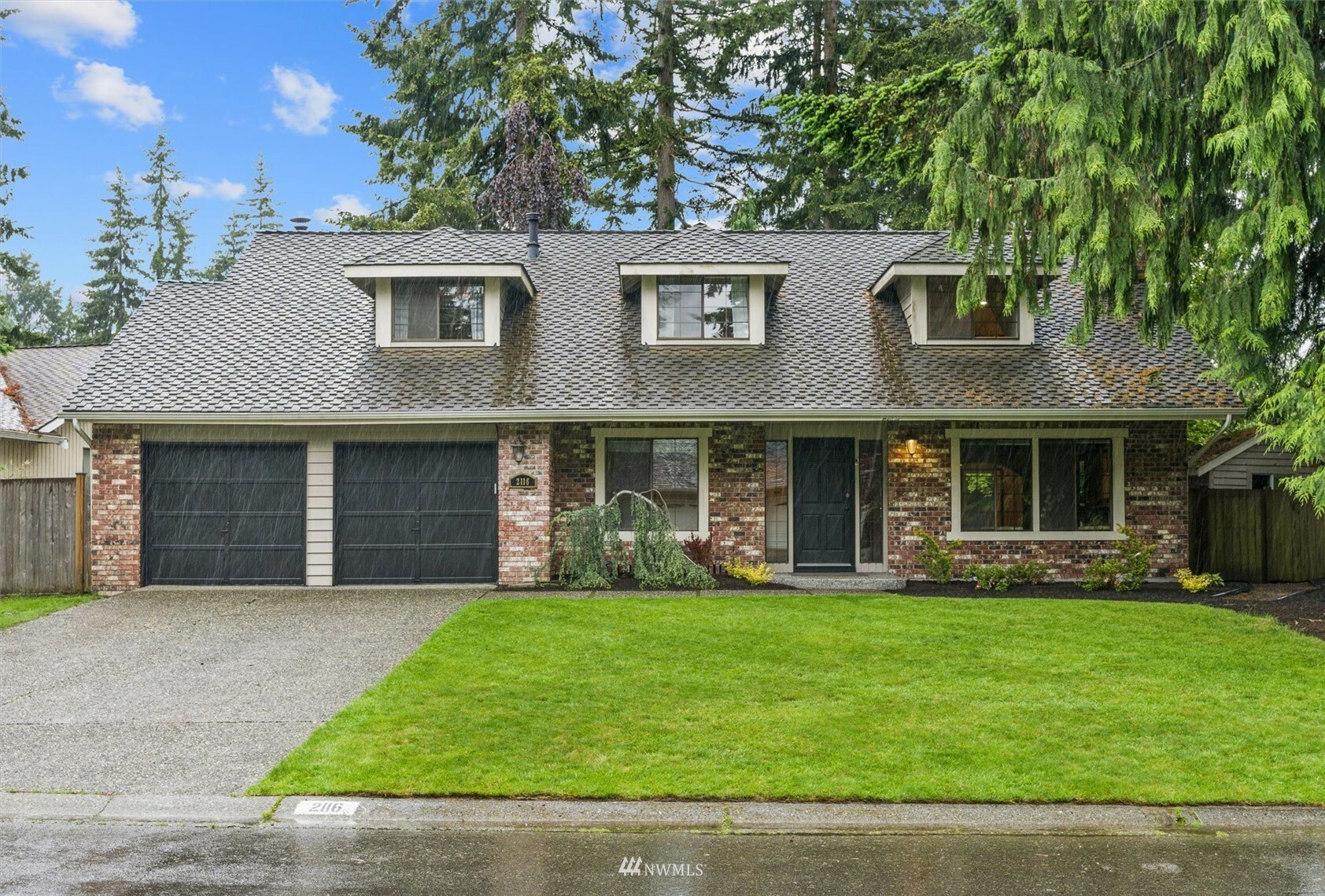 Property Photo:  2116 140th Place SE  WA 98012 