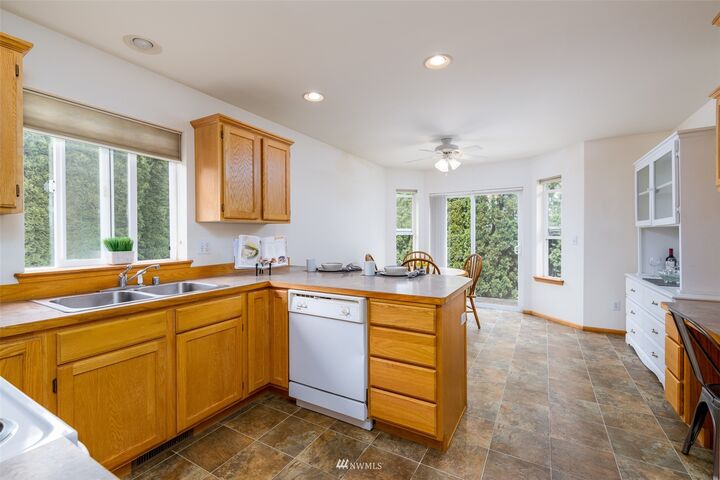 Property Photo: 513 Daisy Lane WA 98264