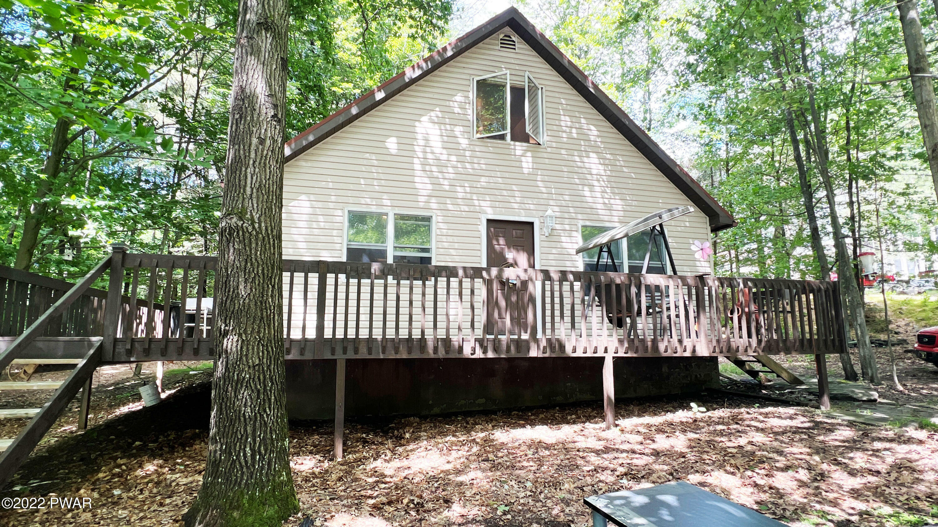 Property Photo:  1030 Calypso Drive  PA 18436 