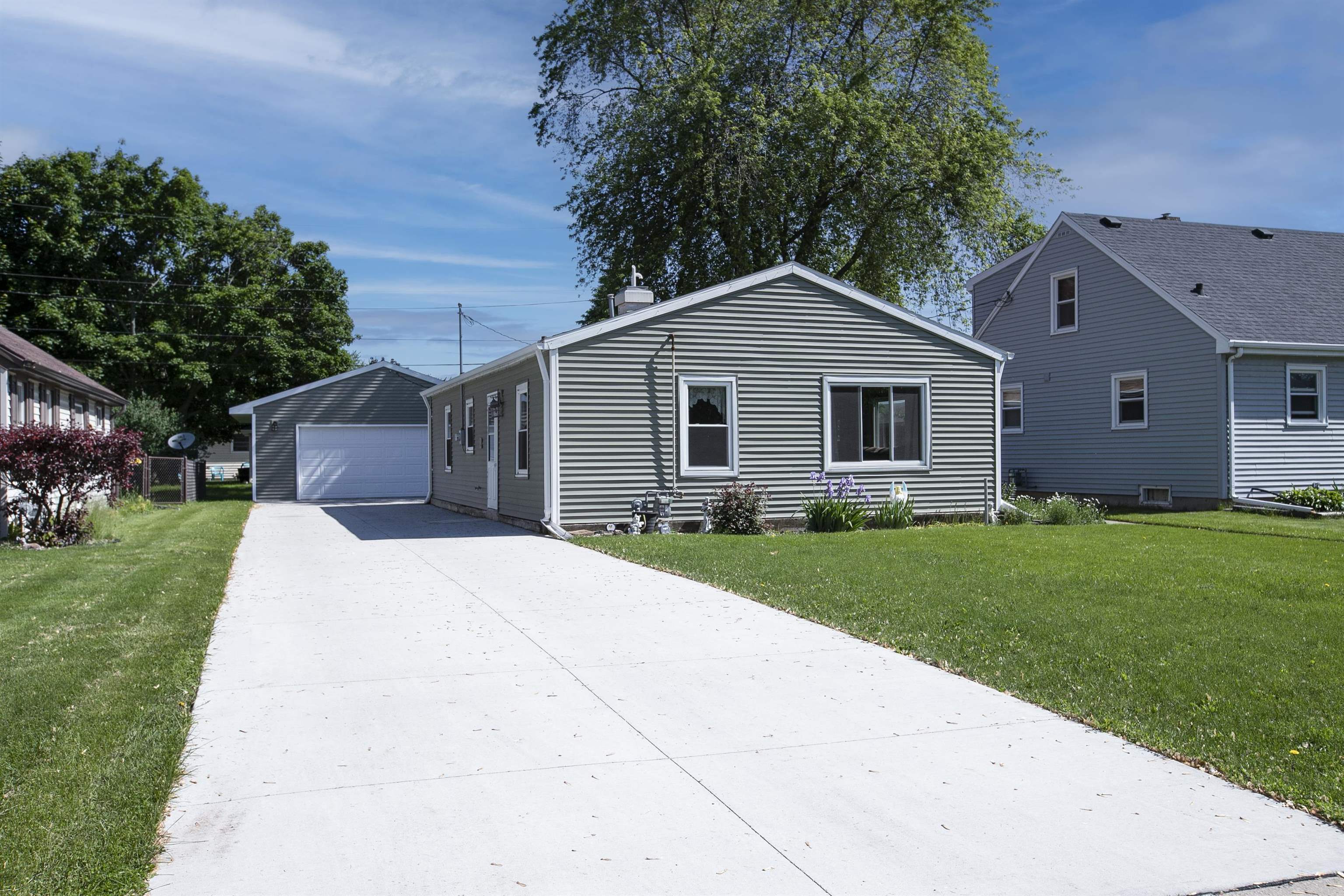 Property Photo:  139 Wright Avenue  WI 54956 