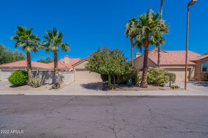 Property Photo: 11218 E Mercer Lane AZ 85259