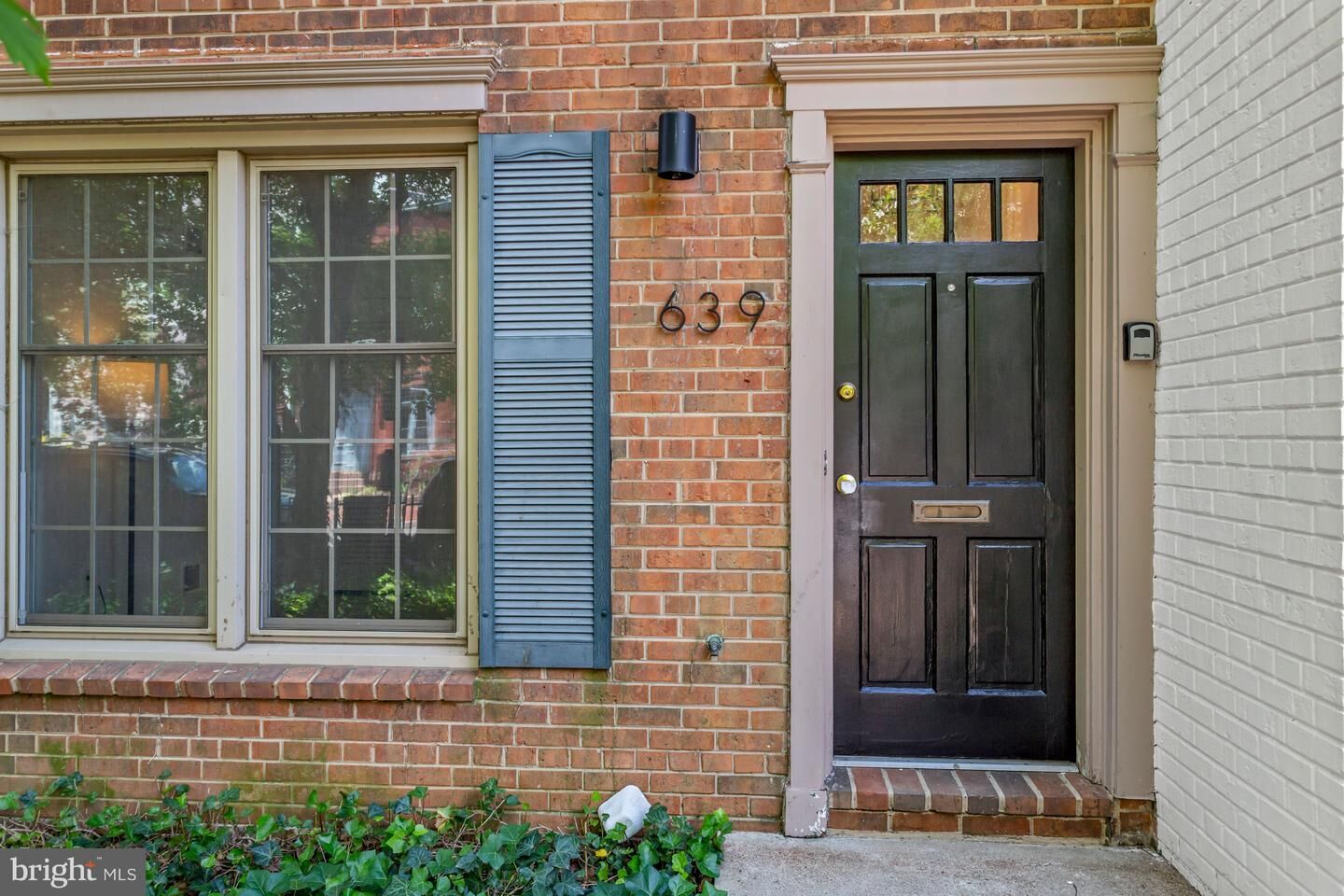 Property Photo:  639 C Street NE  DC 20002 