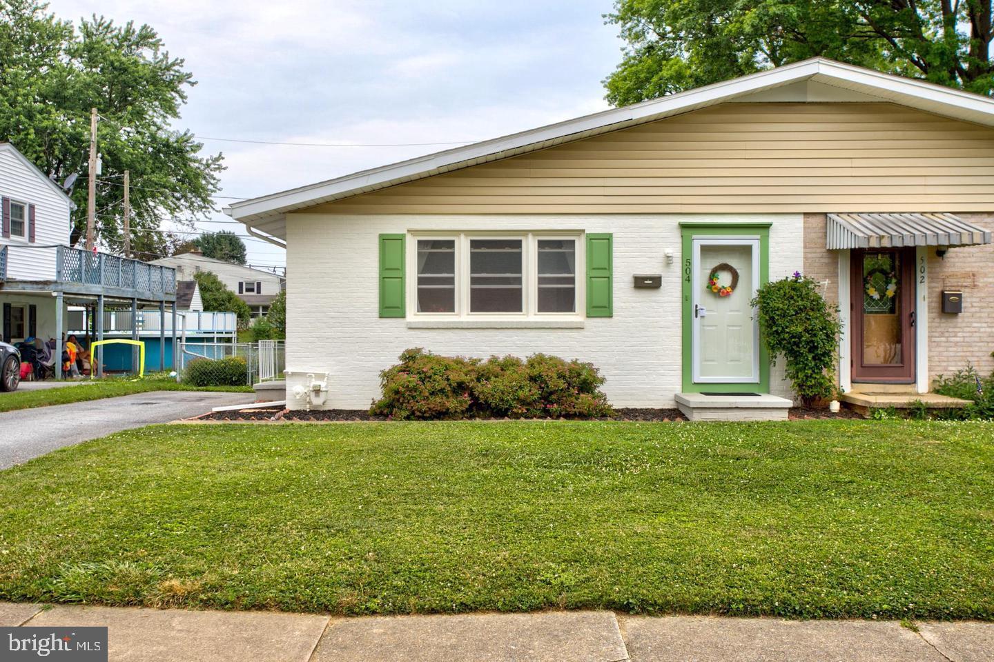 Property Photo: 504 Golden Street PA 17543