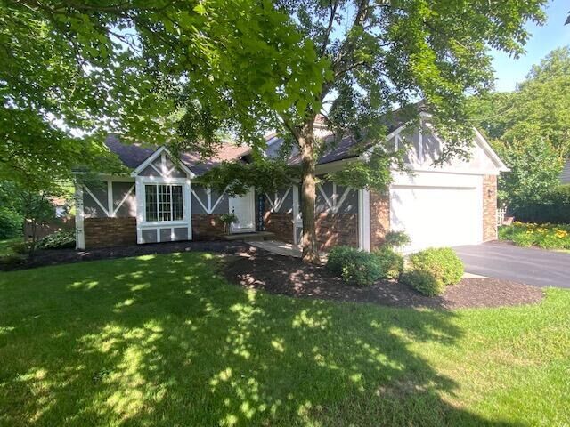 Property Photo:  2177 Shademont Court  OH 43235 
