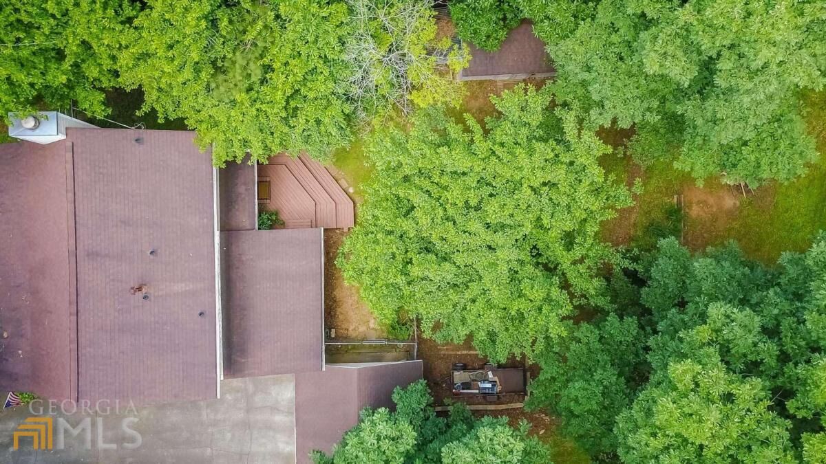 Property Photo:  3415 Mill Stream Lane SW  GA 30060 