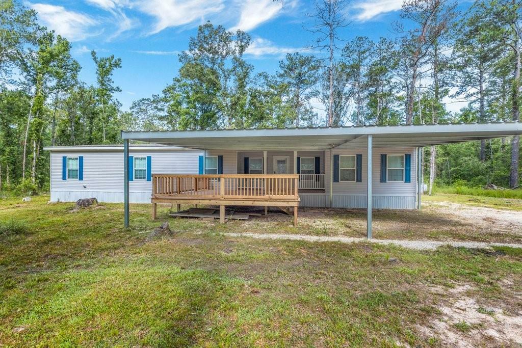 Property Photo: 242 Hargrove Road LA 70660