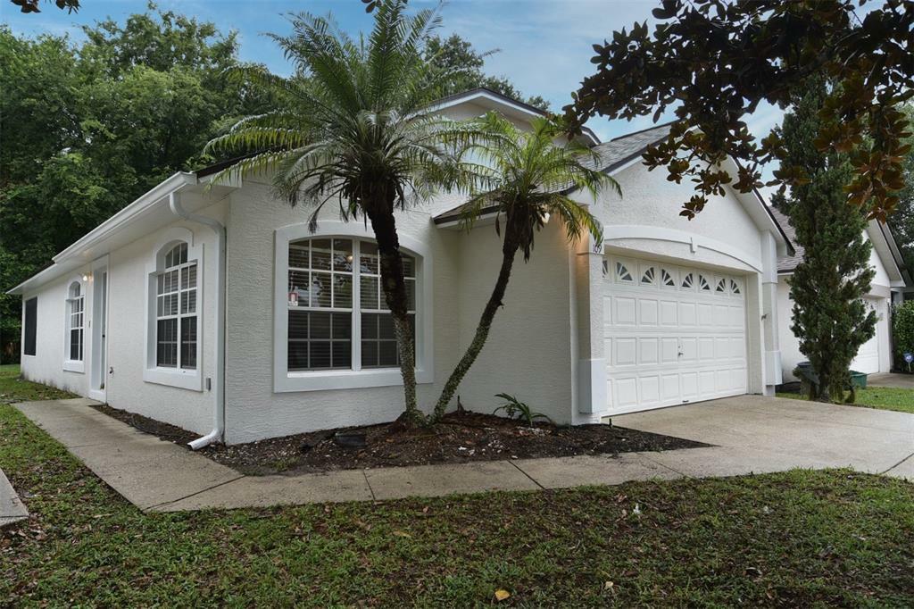 Property Photo:  109 Holloway Court  FL 32771 