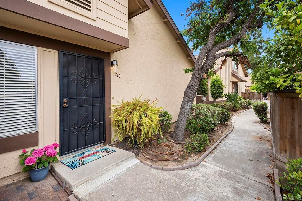 Property Photo:  1610 Oro Vista Road 210  CA 92154 