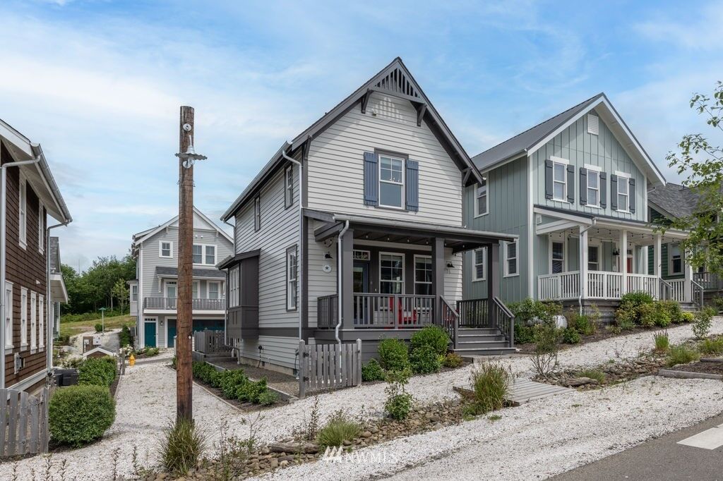 Property Photo:  74 Horizon Street  WA 98571 