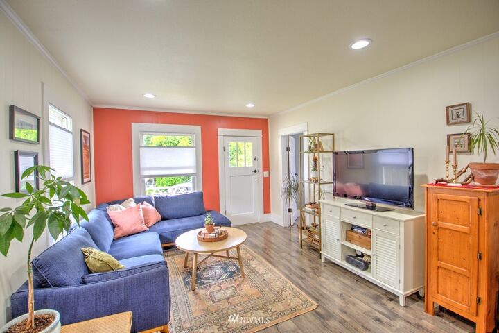 Property Photo: 610 Milroy Street NW WA 98502