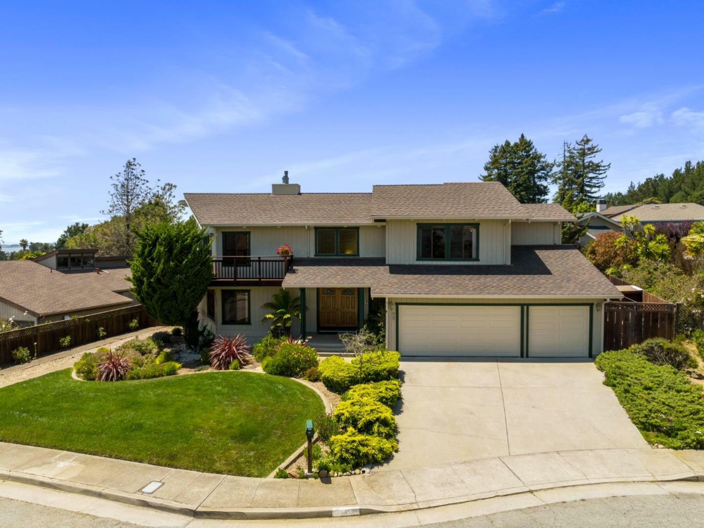 Property Photo:  137 Lagunitas Court  CA 95003 