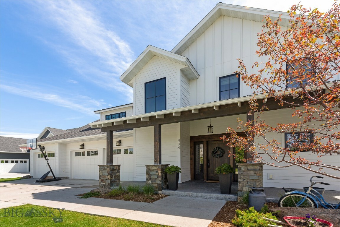 Property Photo: 434 Mathew Bird Circle MT 59715