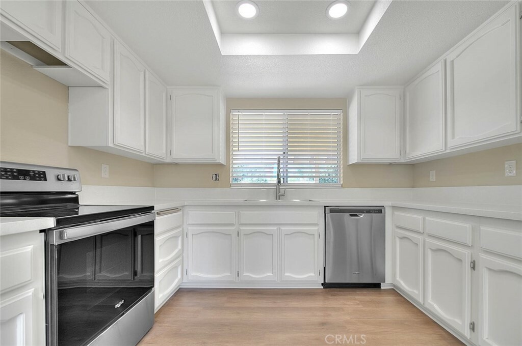 Property Photo:  15702 Ridgeway Avenue  CA 92508 