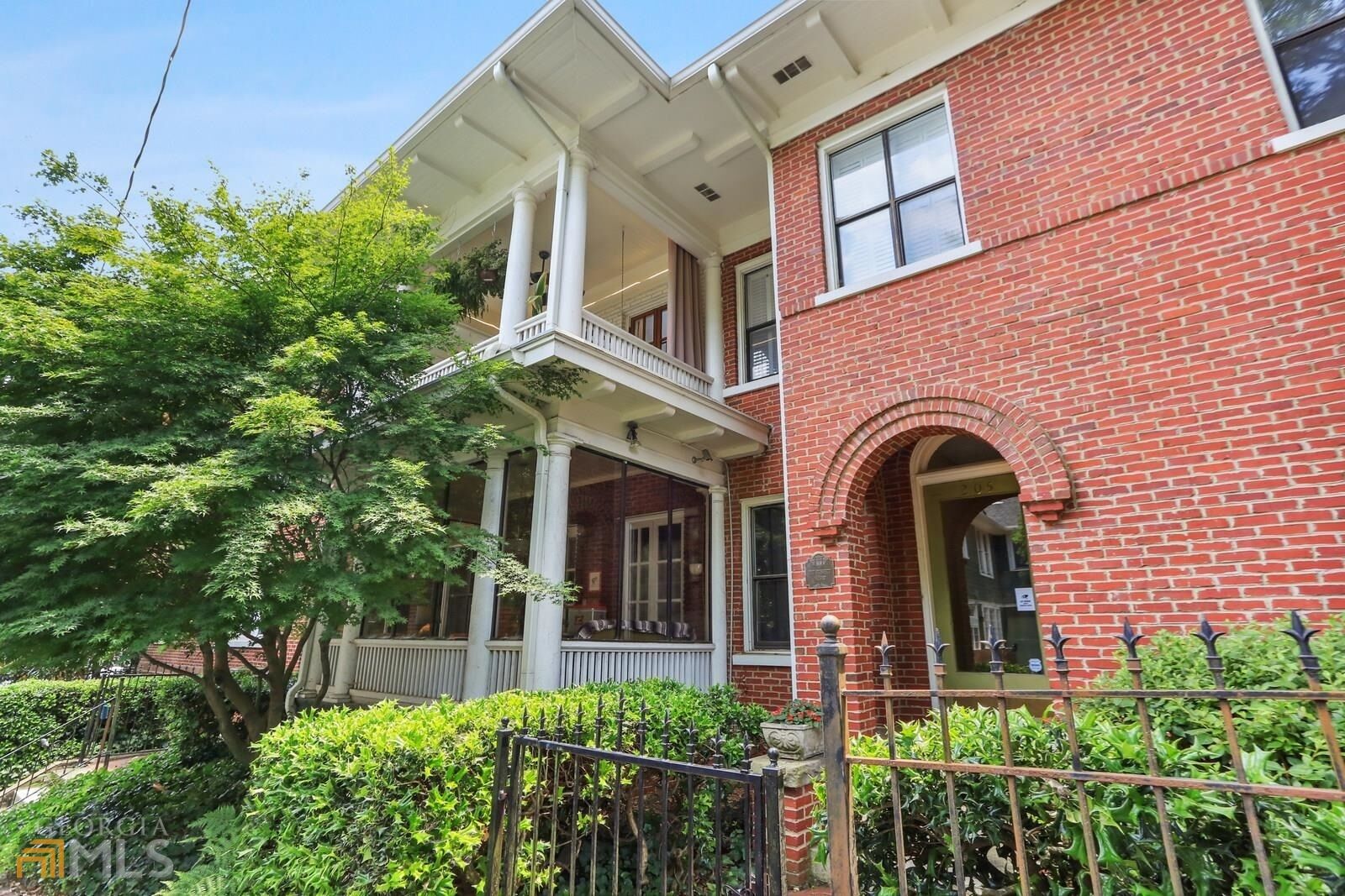 Property Photo:  205 NE 3rd Street #4  GA 30308 