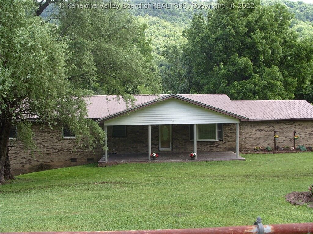 Property Photo: 8 Deepwater Station Road WV 25057