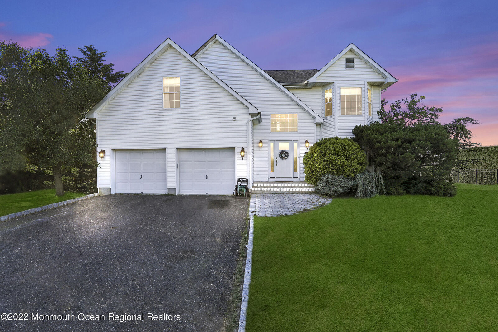 Property Photo:  11 Bay Avenue  NJ 07740 