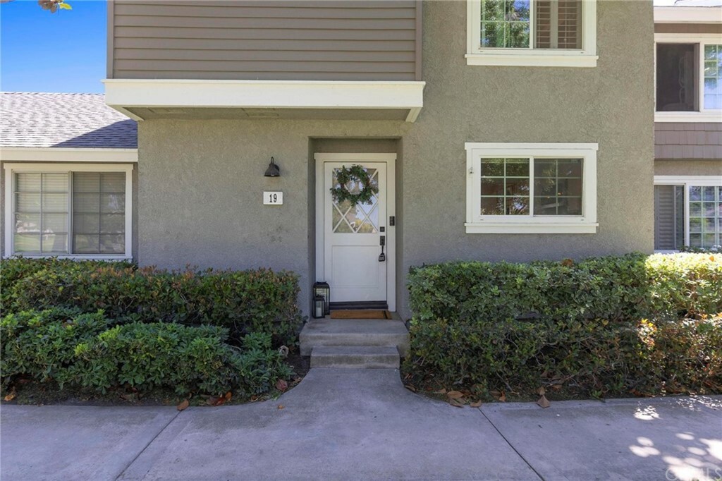 Property Photo:  19 Windjammer 5  CA 92614 