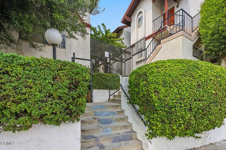 Property Photo:  149 S Avenue 54 16  CA 90042 