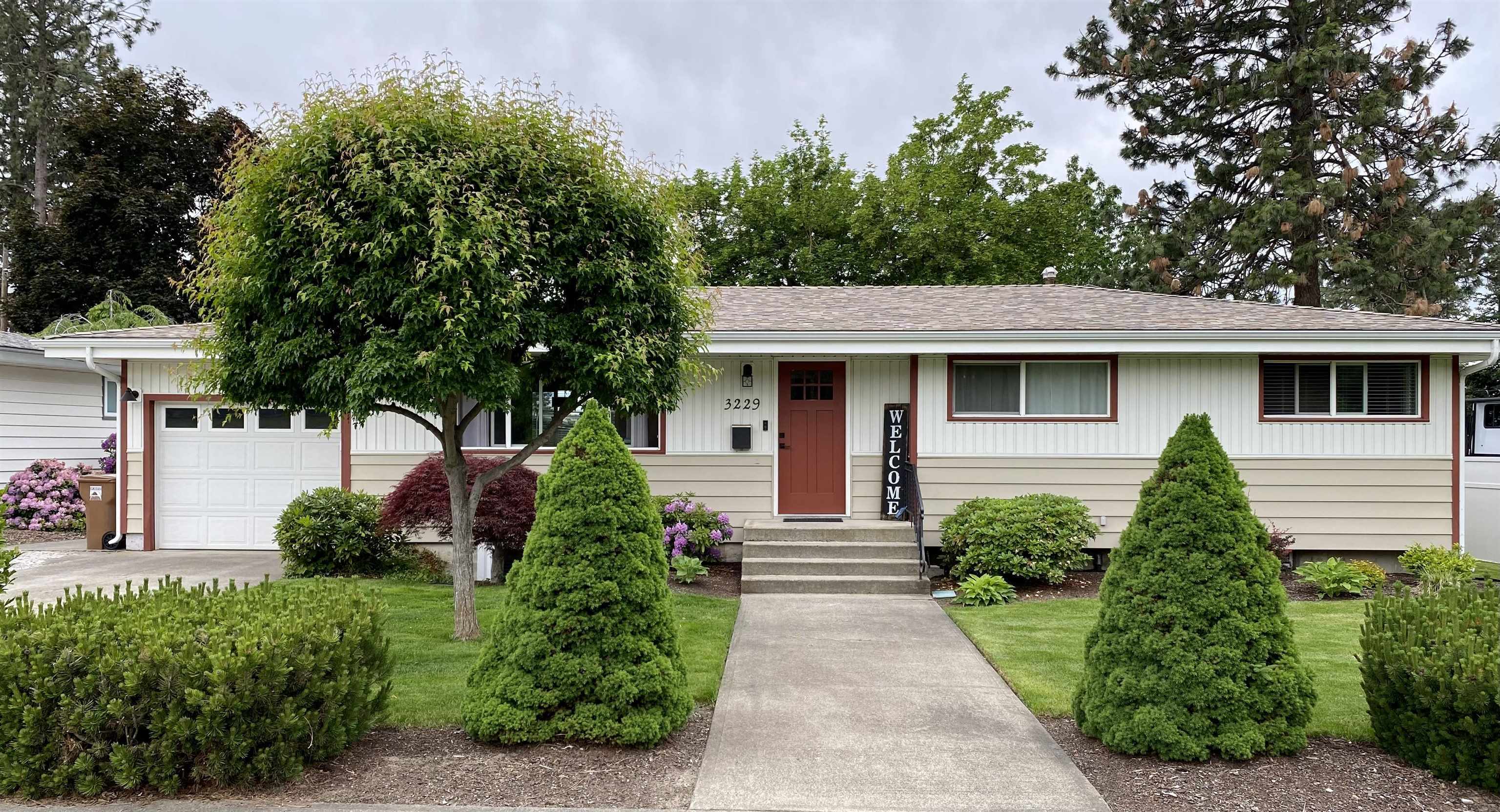 Property Photo:  3229 W Holyoke Ave  WA 99208 