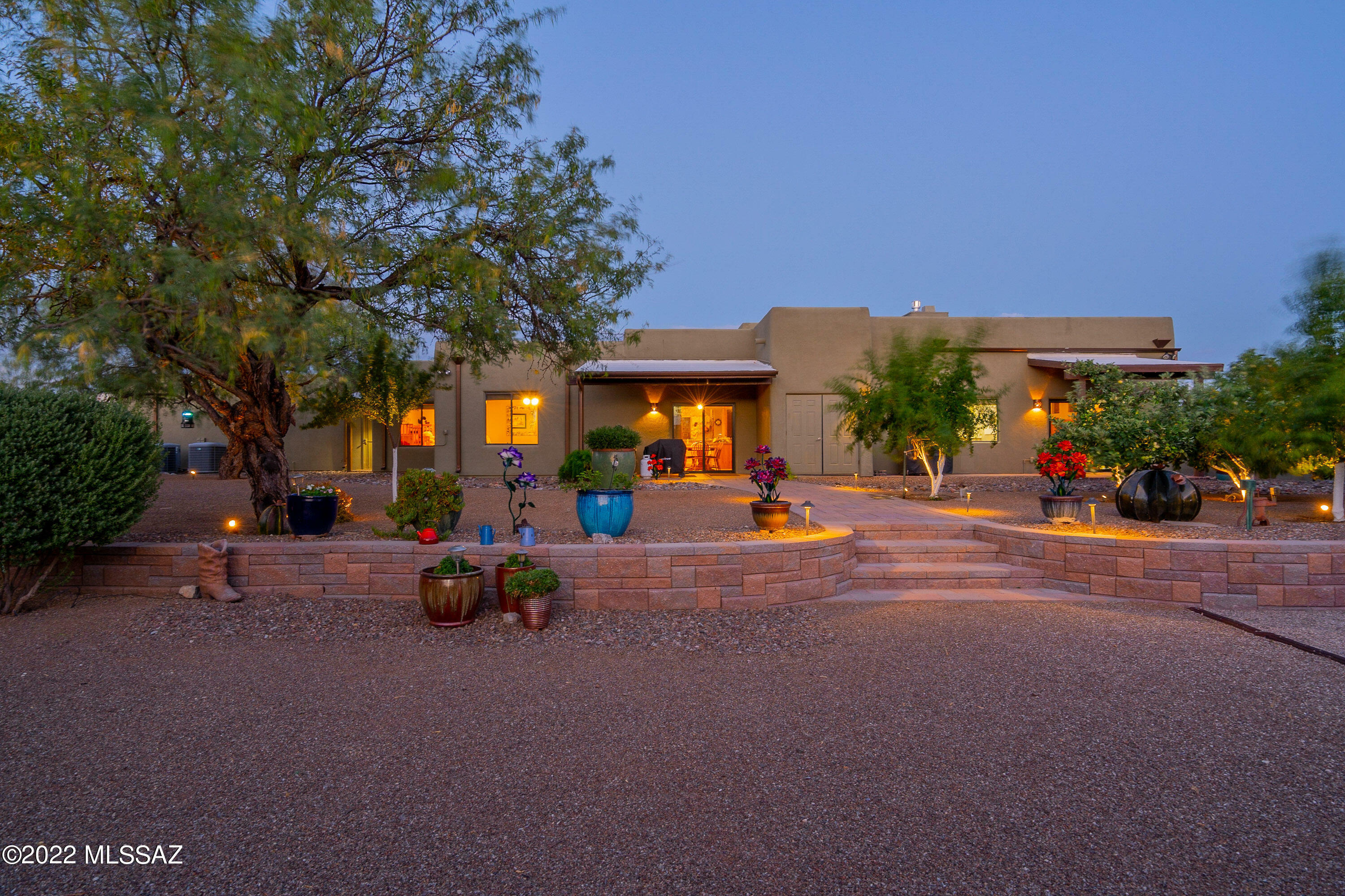 Property Photo:  13605 N Como Drive  AZ 85755 