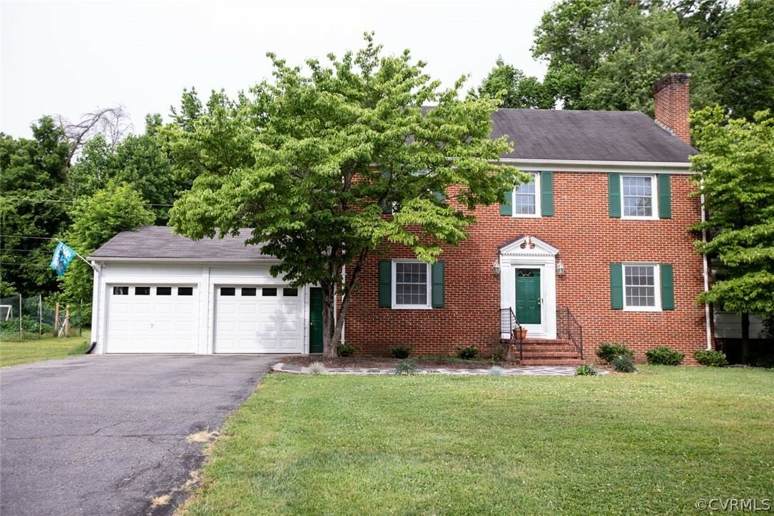 Property Photo:  905 Fourth Avenue Extension  VA 23901 