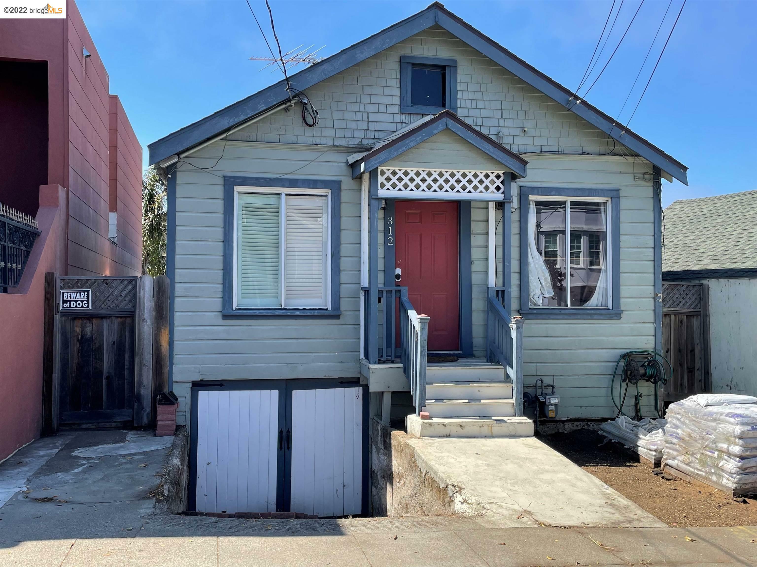 Property Photo:  312 Winchester St  CA 94014 