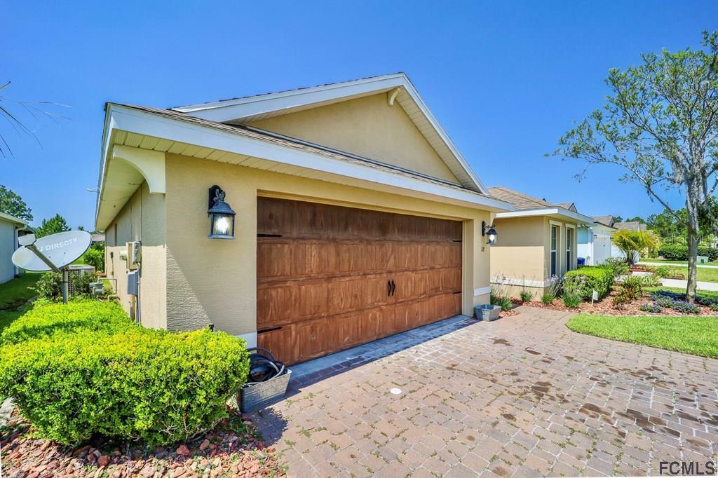 Property Photo:  118 Golf View Court  FL 32110 