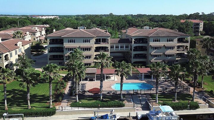 Property Photo:  112 Club House Drive 102  FL 32137 