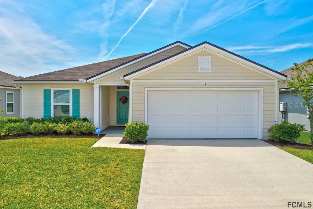 Property Photo: 113 Golf View Court FL 32110