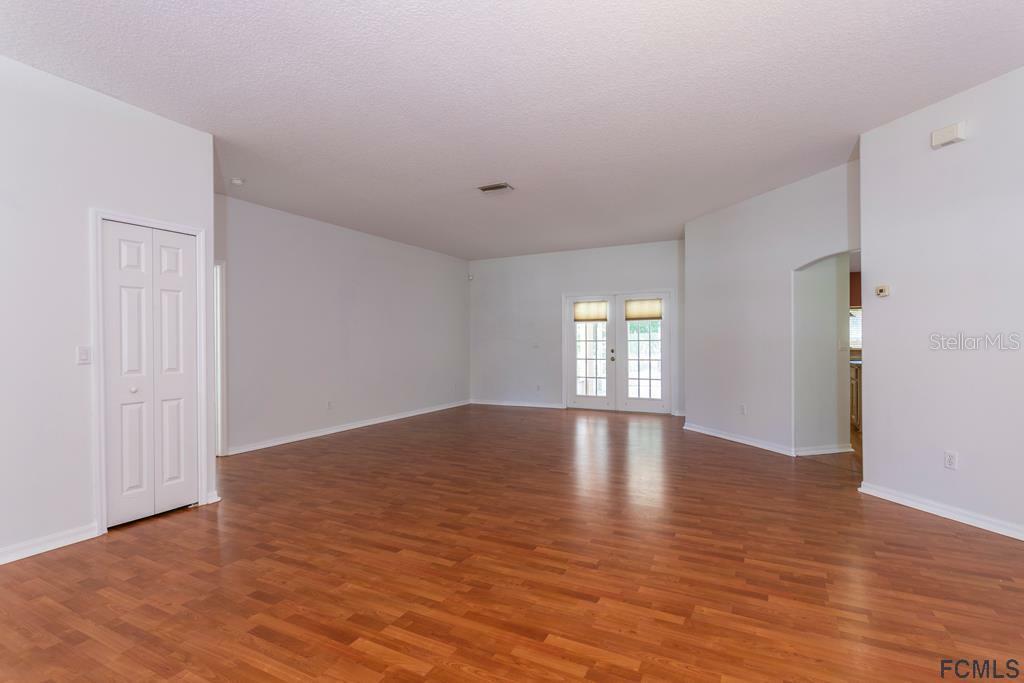 Property Photo:  30 Flamingo Drive  FL 32137 