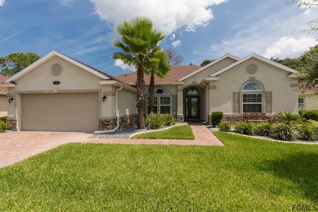 Property Photo: 21 Auberry Drive FL 32137