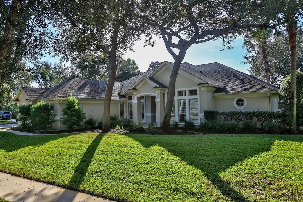 Property Photo:  1117 Killarney Drive  FL 32174 