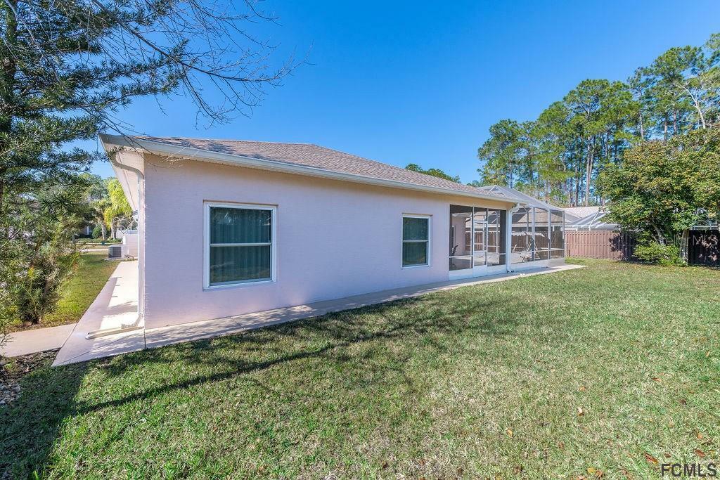 Property Photo: 19 Evansmill Lane FL 32164