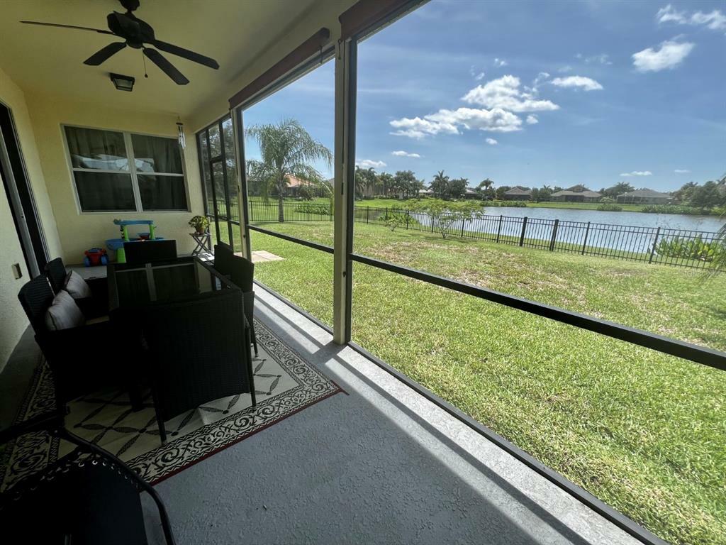 Property Photo:  5108 Butterfly Shell Drive  FL 33572 