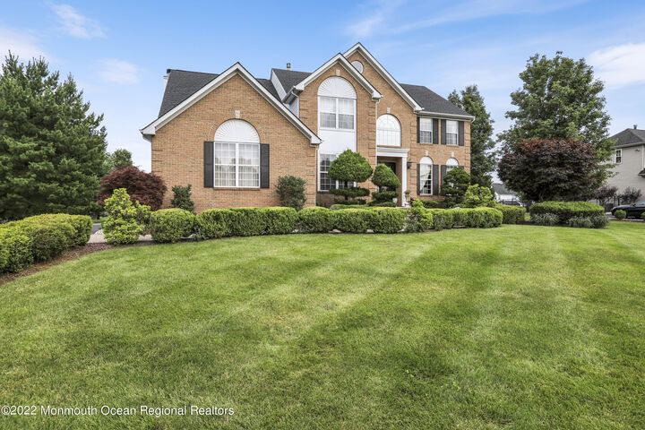 78 Stevenson Drive  Marlboro NJ 07746 photo