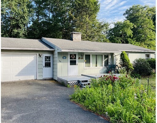 Property Photo: 609 Amherst Rd MA 01033