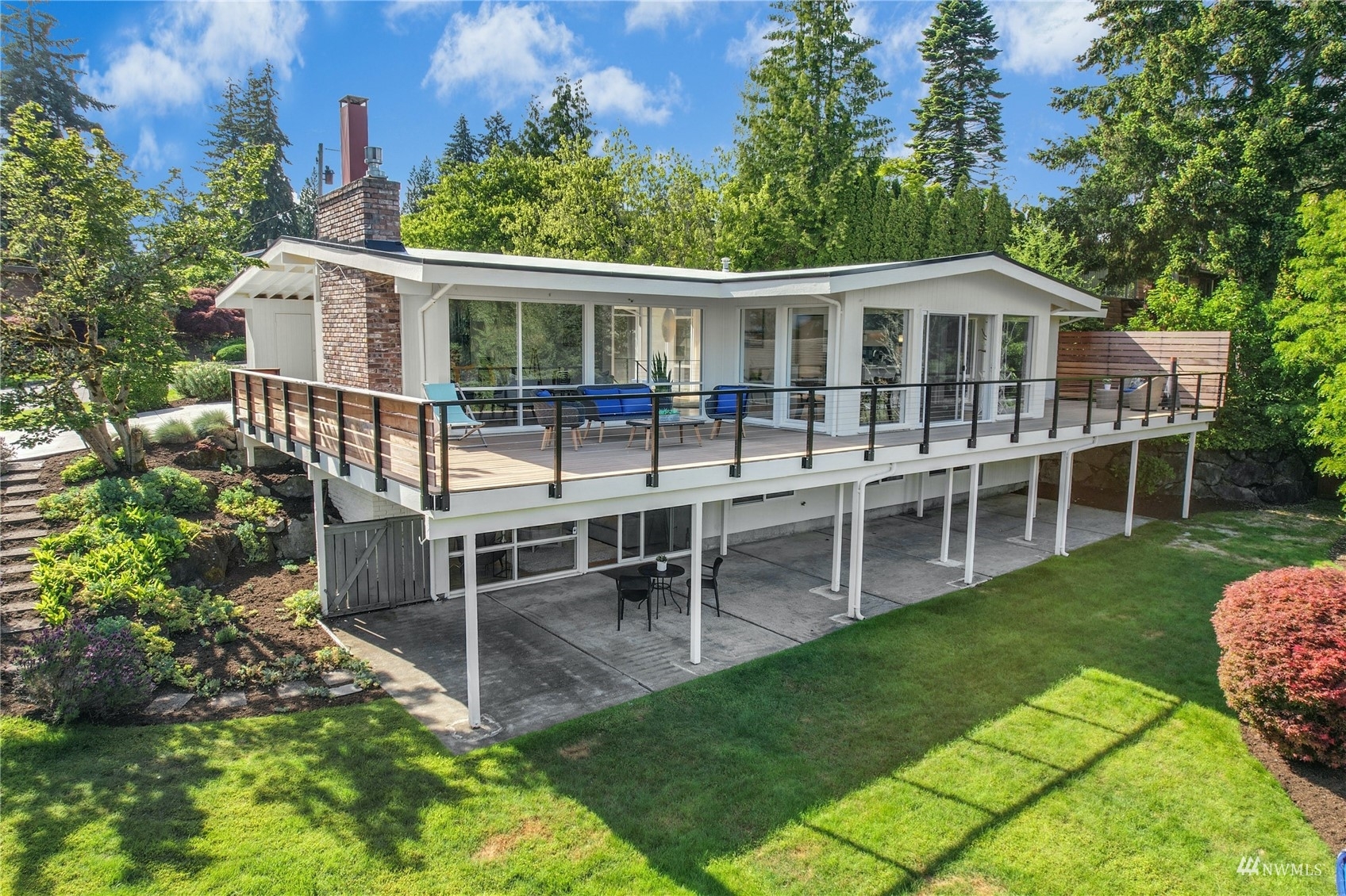 Property Photo: 356 167th Avenue NE WA 98008