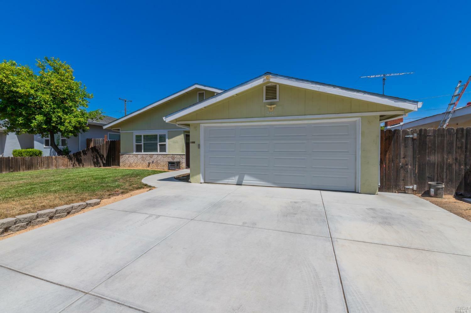 Property Photo:  240 Grape Street  CA 95688 