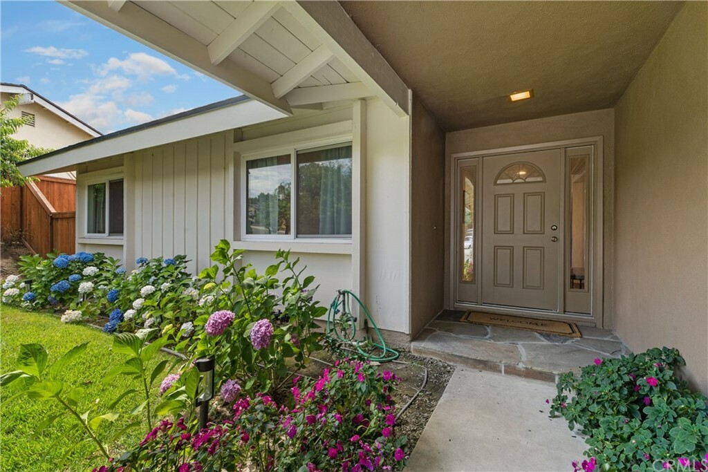 Property Photo:  26522 Via Del Sol  CA 92691 