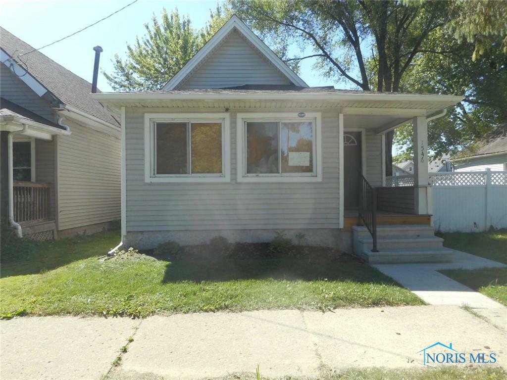 Property Photo:  1546 Mott Avenue  OH 43605 