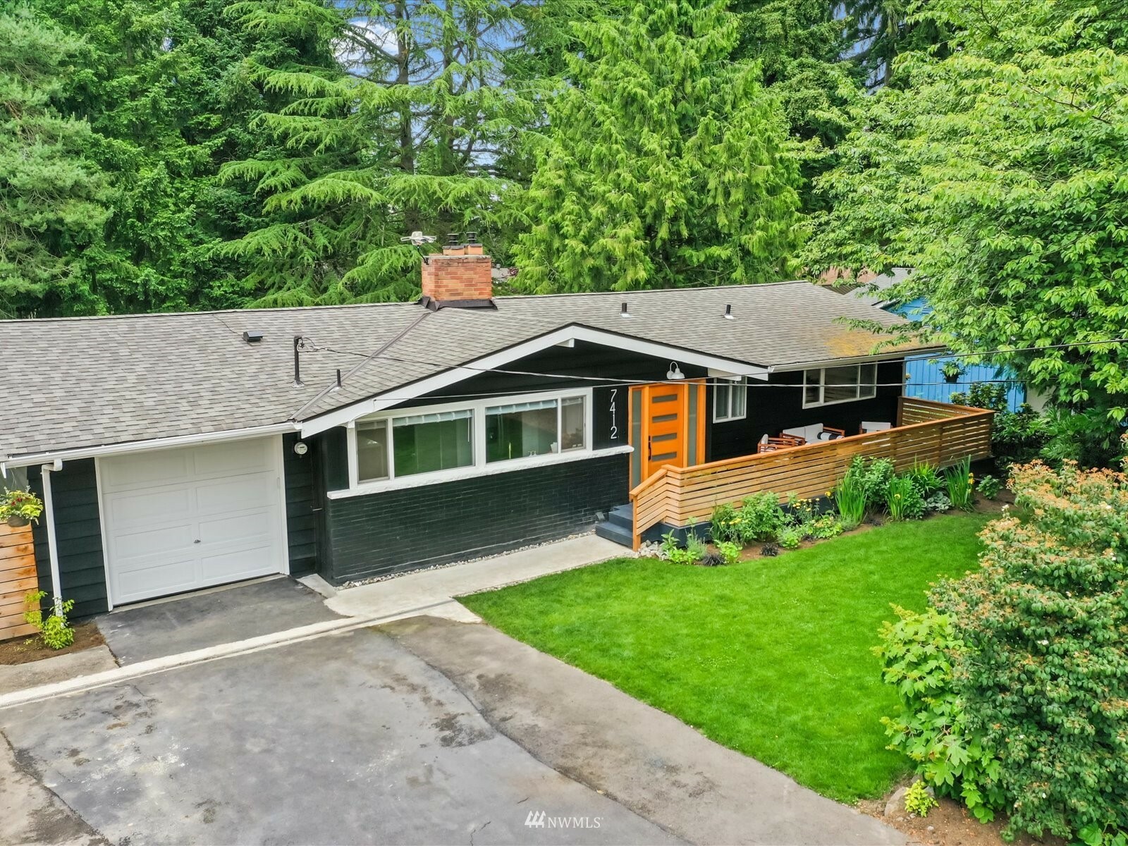 Property Photo:  7412 NE 156th  WA 98028 