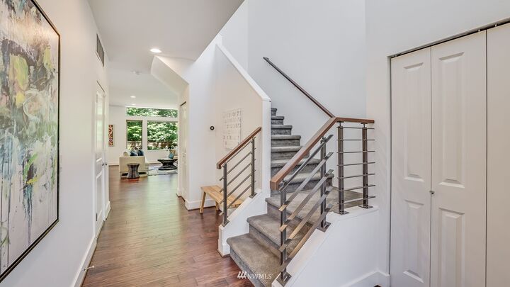 Property Photo:  13612 SE 81st Place  WA 98059 