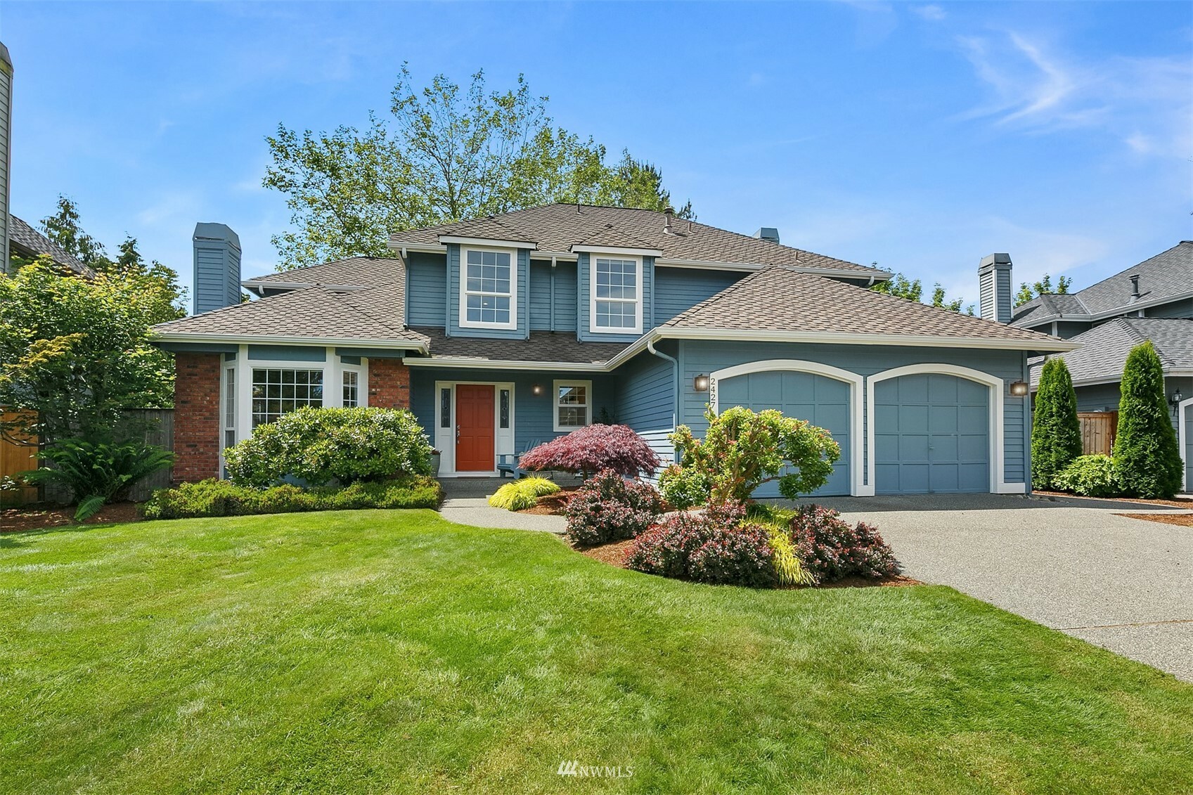 Property Photo:  2427 236th Avenue NE  WA 98074 