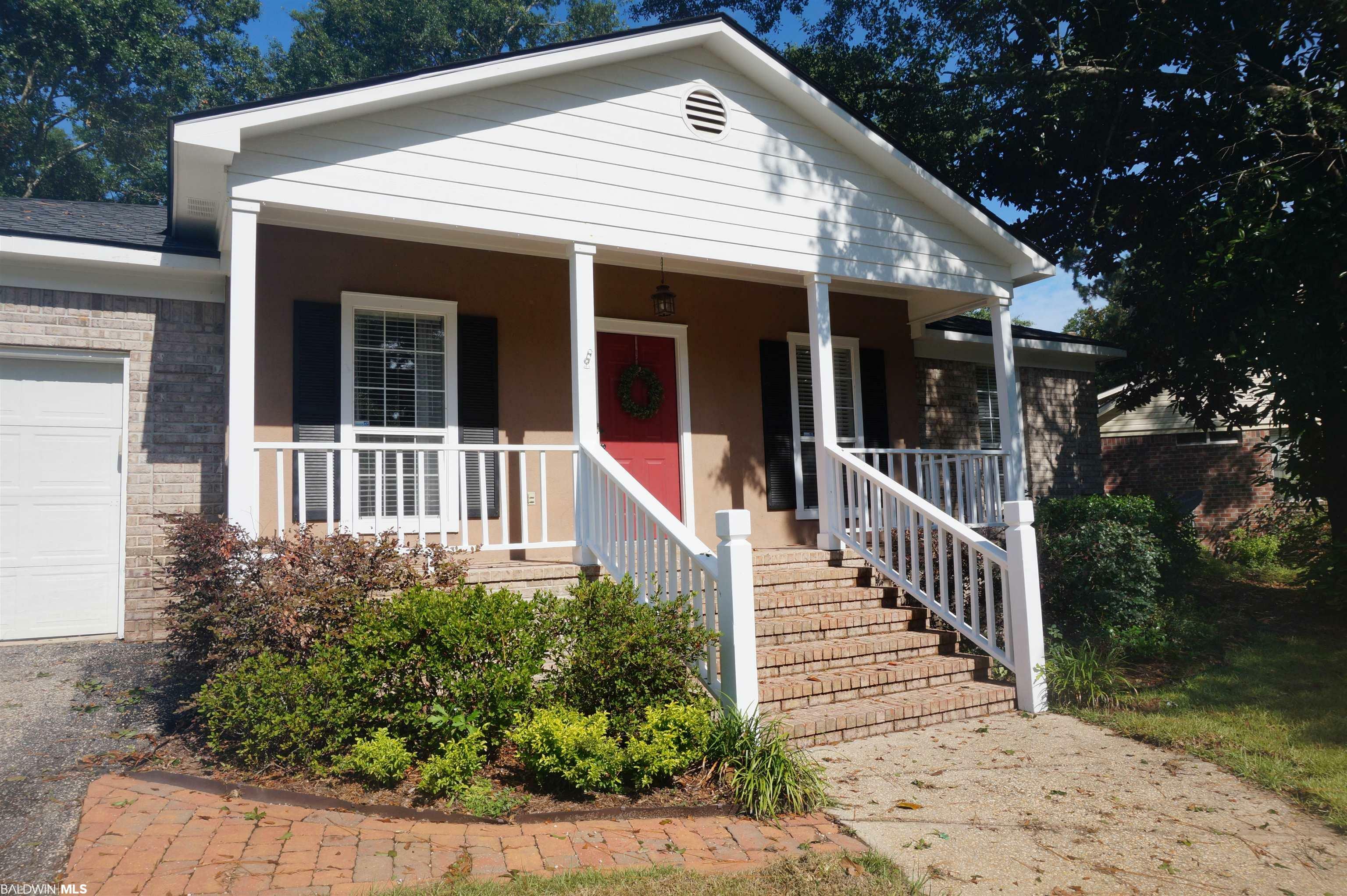 Property Photo:  102 Georgia Avenue  AL 36526 