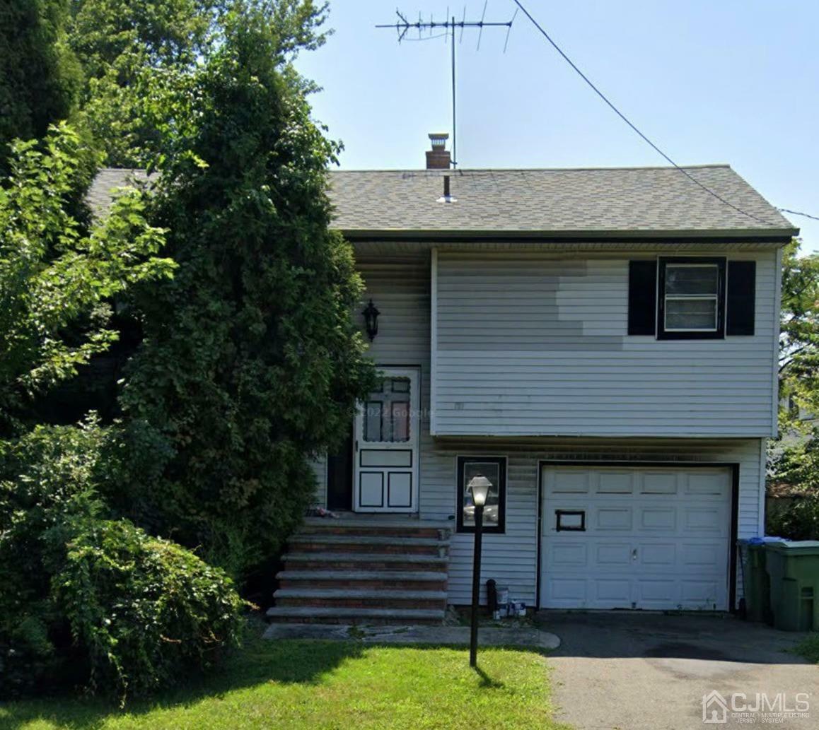 Property Photo:  41 Harrison Avenue  NJ 08837 