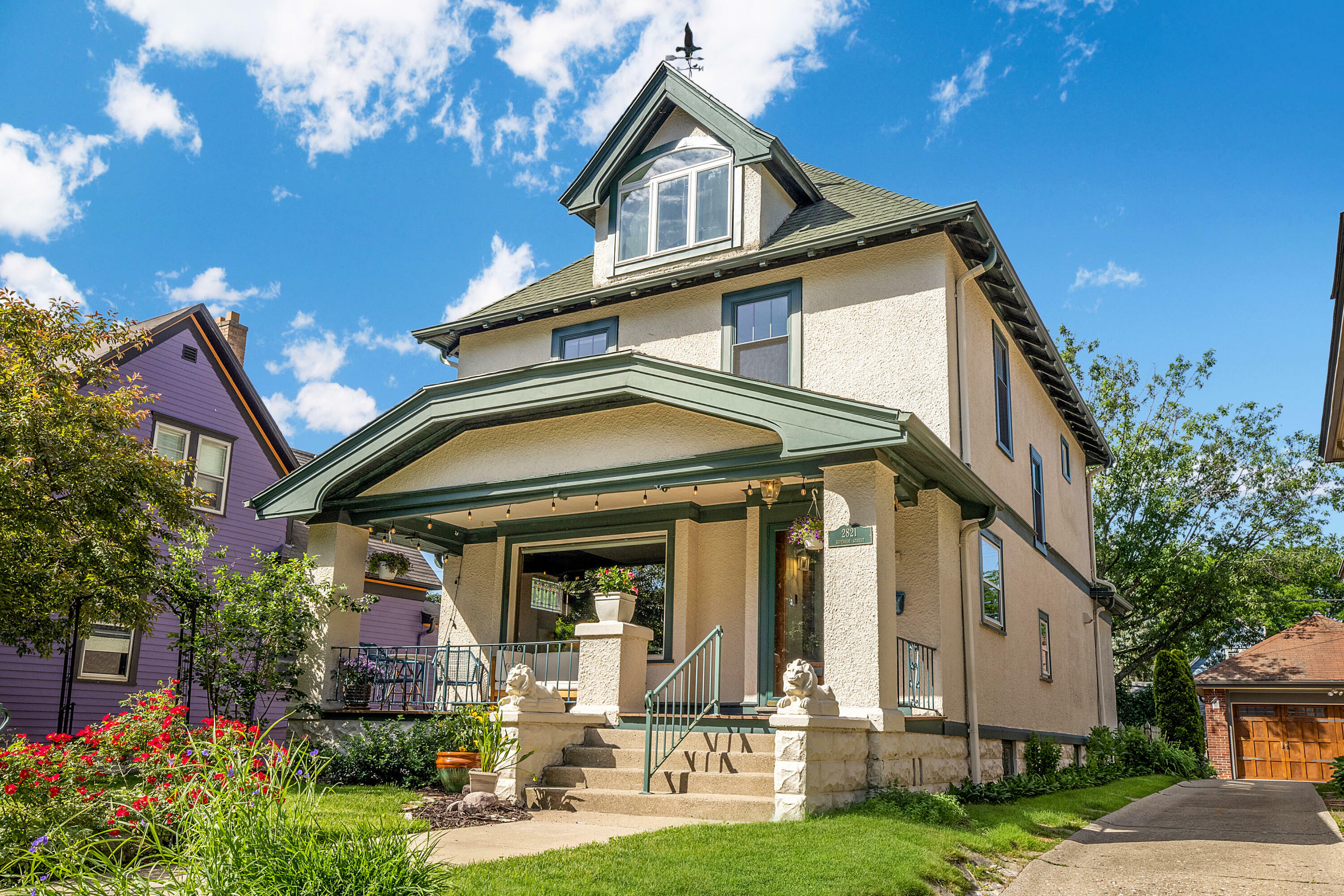 Property Photo:  2821 S Superior St  WI 53207 