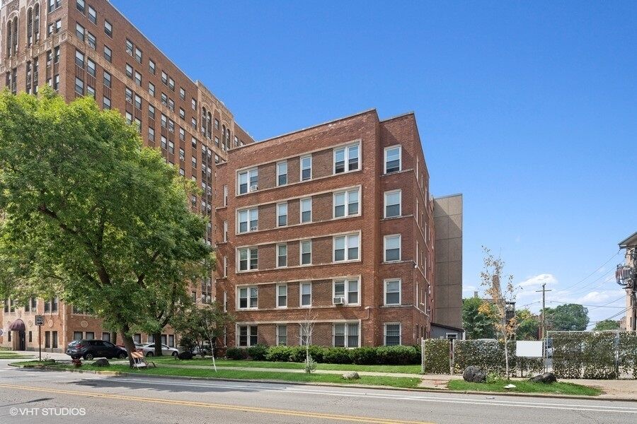 Property Photo:  7270 S South Shore Drive 206  IL 60649 