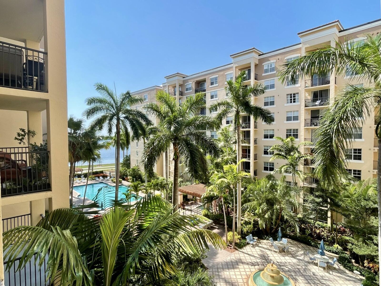 Property Photo: 1801 N Flagler Drive 527 FL 33407