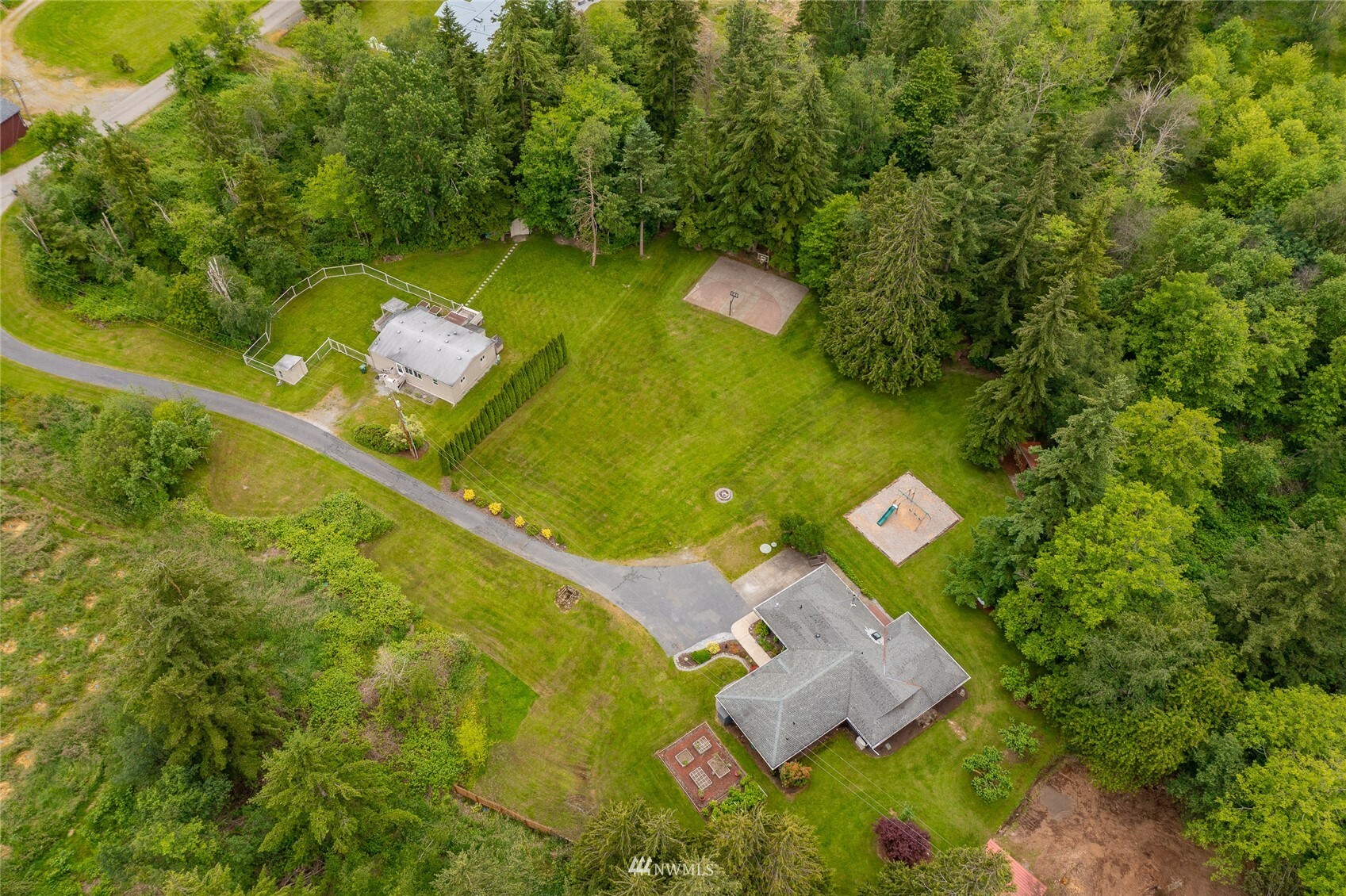 Property Photo:  5577 East Road  WA 98226 